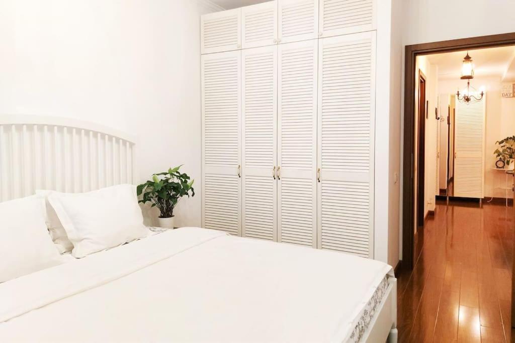 Cosy Boutique 61 Sqm Apartment - Private Parking - Ten Blocks Residence Bucharest Exterior photo